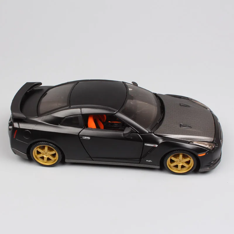 1:24 Масштаб Мини Дети Nissan GTR 2009 GT-R R35 углеродное волокно зарядное устройство Металл литье под давлением модель гоночный Спорт авто автомобили игрушки подарок для мальчиков