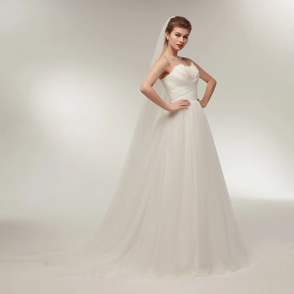 

Elegant White Tulle Wedding Dresses Bridal Gown Sweetheart with Feathers Wedding Gowns 2018