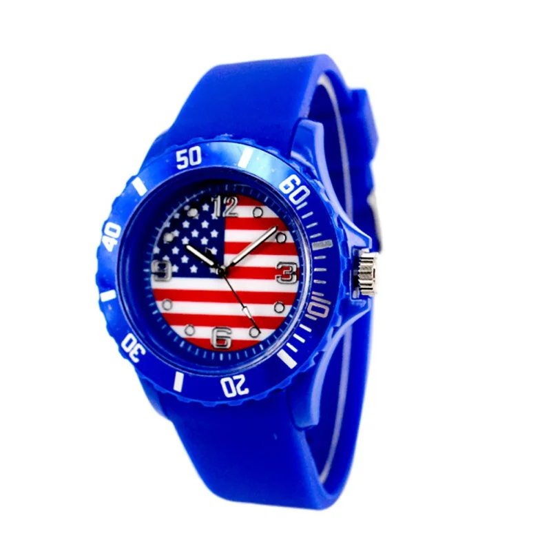 

*Spanish Flag Pattern Football World Cup Quartz Watch Red Silicone Soft Comfortable Unisex Sports Wristwatches hot Couple watch