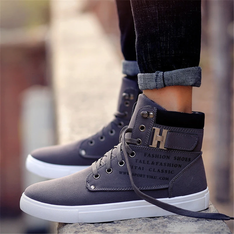

2018 Hot Men Boots Fashion Warm Winter Men shoes Autumn Leather Footwear For Man New High Top Canvas Casual Shoes Men