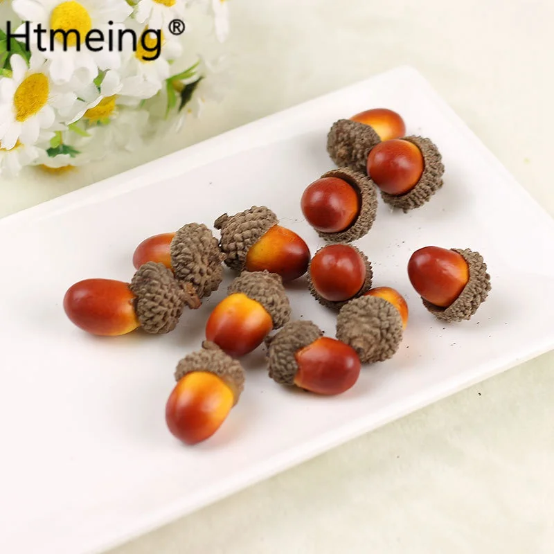 Set of 20 Realistic Artificial Acorn Decorations for Autumn Home and Kitchen Decor