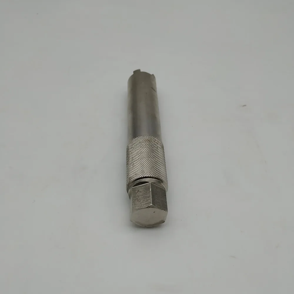 Disassemble Benz Pump tools (5)