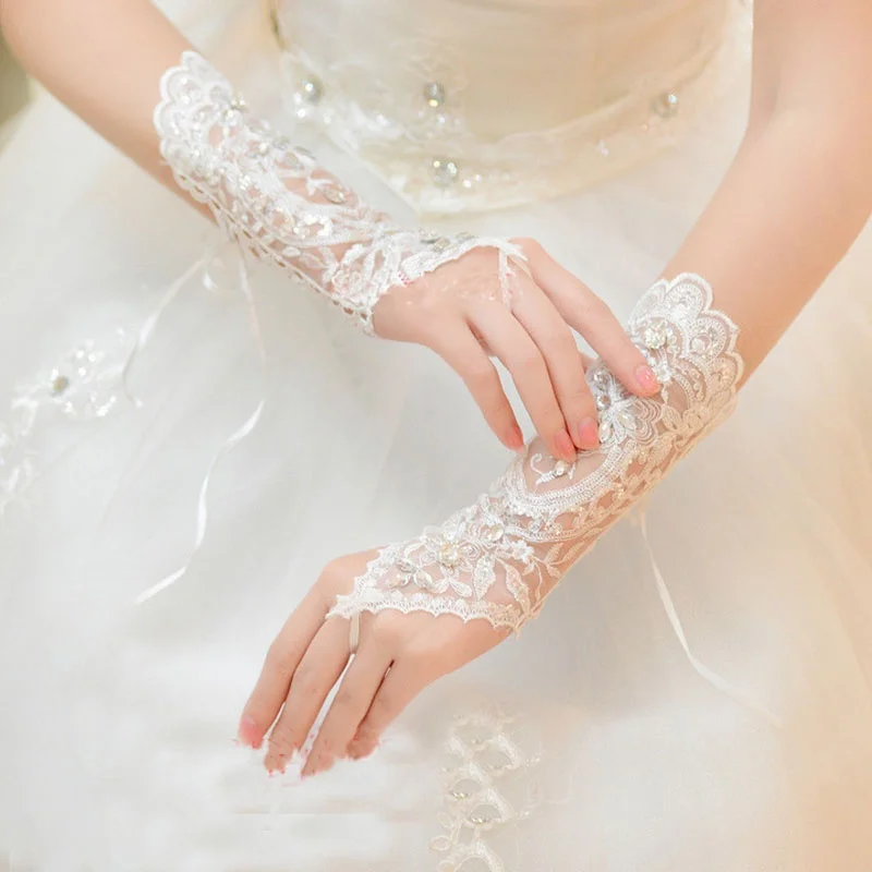 Короткие рукавицы невесты, кружевные перчатки без пальцев со стразами