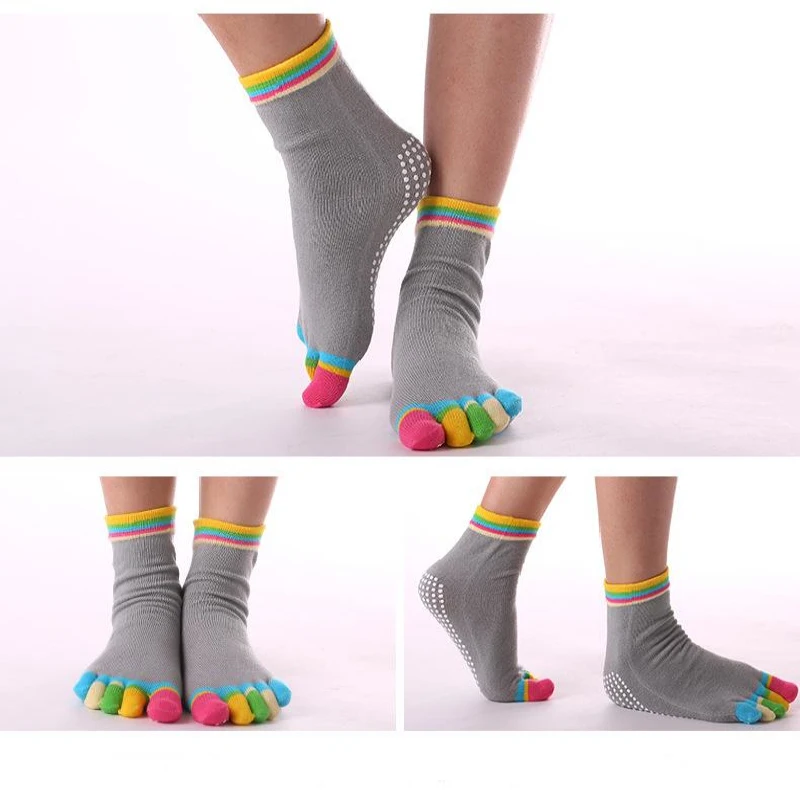 1 пара, женские нескользящие носки для йоги, массажные хлопковые носки с захватами, цветные носки с пятью раздельными пальцами для тренажерного зала, для фитнеса, для танцев, балета