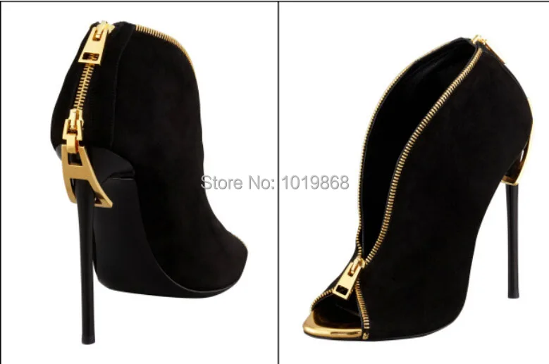 deep v cut pumps