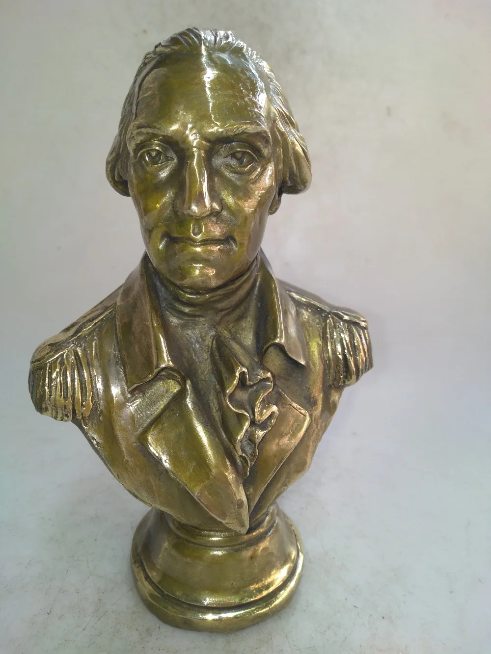 

Chinese hand carved American Civil War the first president of the United States the great leader of the United States Washing