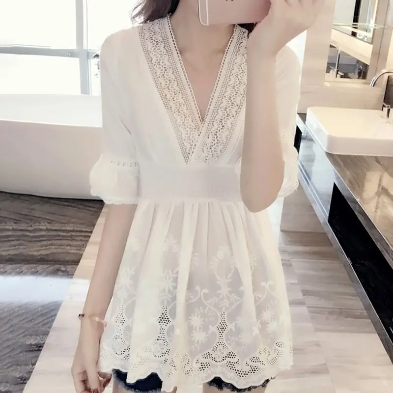 

Woman Lace Blouse Sexy V Neck Elegant Floral Shirt Lantern Sleeve Spring Summer Hollow Out Tops Solid OL Office White Blouses