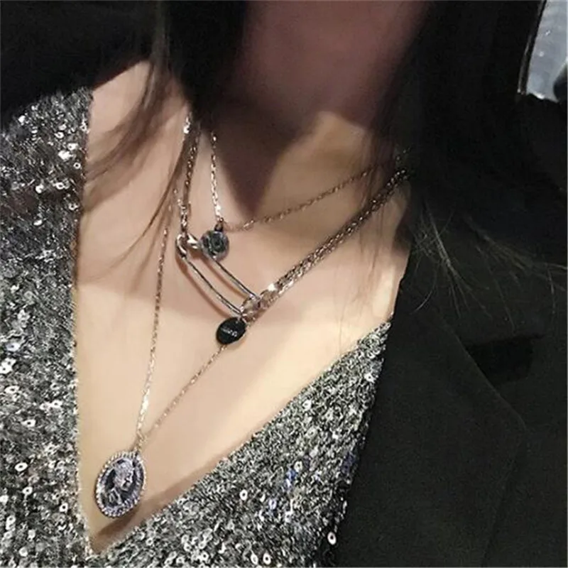 

2019 New brand Vintage Metal Human Head choker necklace for women Punk Pins Pendant necklace Multi chains necklace Bijoux