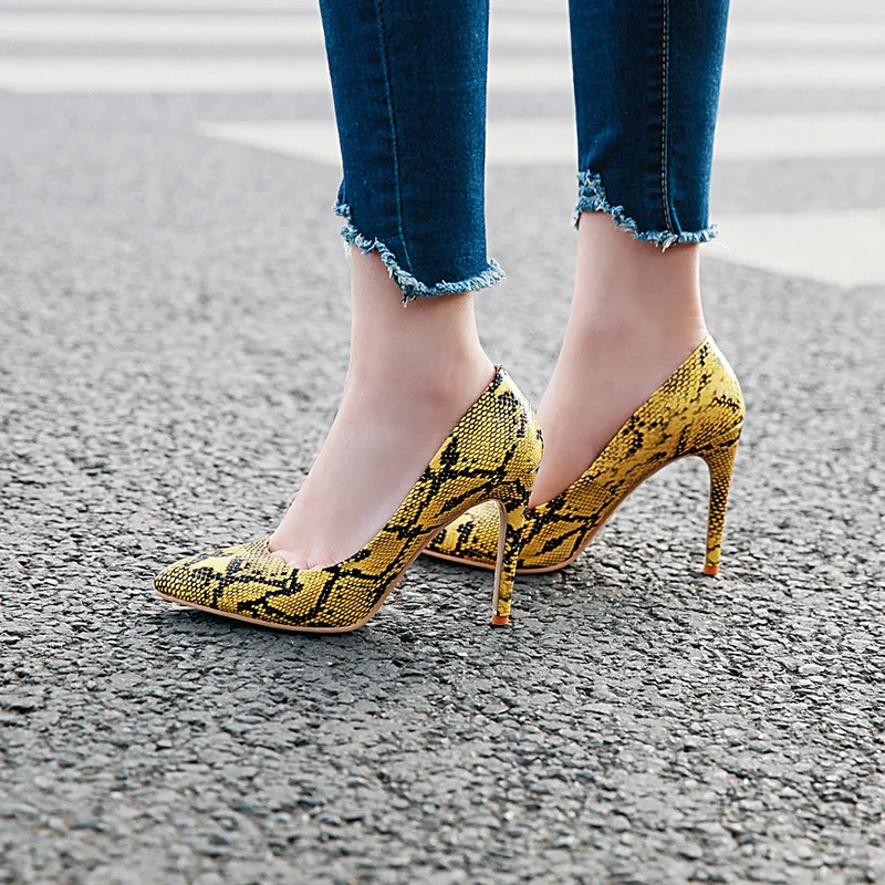 

2019 Hot Selling High Heel shoes Snake Printed Leather women shoes pumpsPointed toe Shallow mouth size 34-43