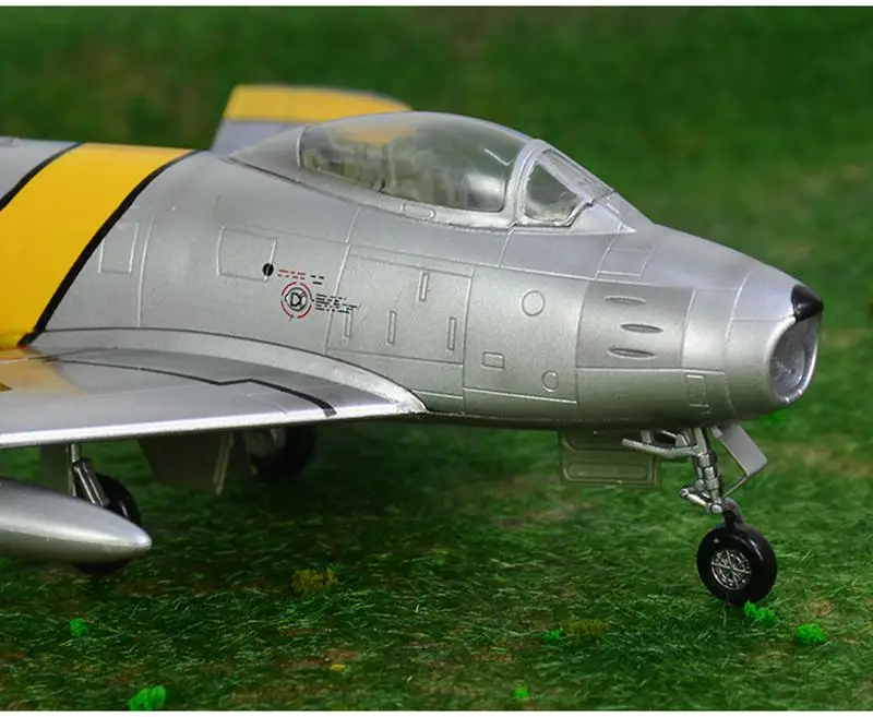 Предварительно построенный 1/72 F-86 Sabre транспонный реактивный метальный истребитель F-86F самолет хобби Коллекционная готовая пластиковая