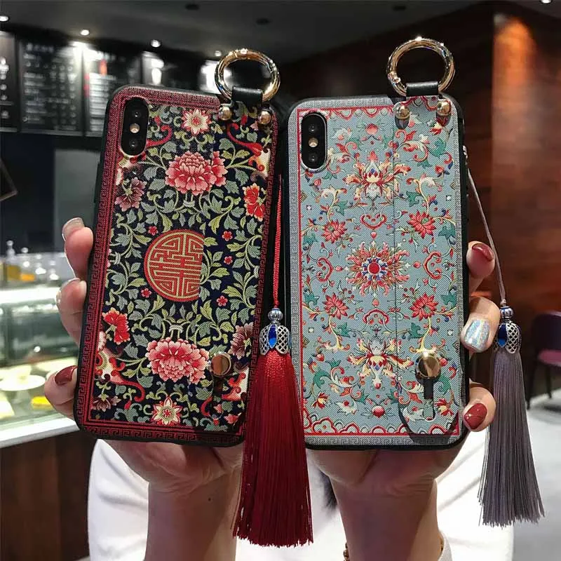 

Chinese Style Blue Palace Safflower Cases for Iphone X XSMAX XR 6 6S 7 Plus 8 Embossed Wristband Tassel Hanging Ornaments Cover