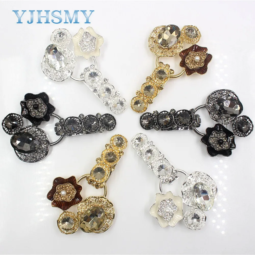 

YJHSMY 1710197,1 piece,3 color platypus metal Button Rhinestone jewelry accessories DIY material Fur coats from eco-fur mink
