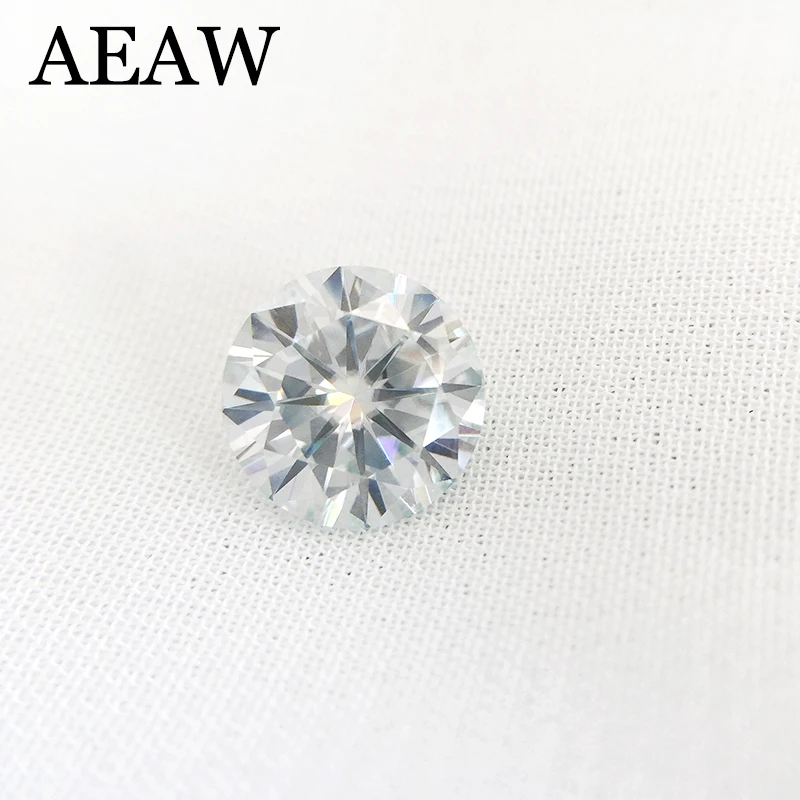 

Round Brilliant Cut Moissanite 0.5 Carat 5mm Slight Blue Test Positive Lab Grown Diamond Loose Gems Stones Excellent Cut VVS1