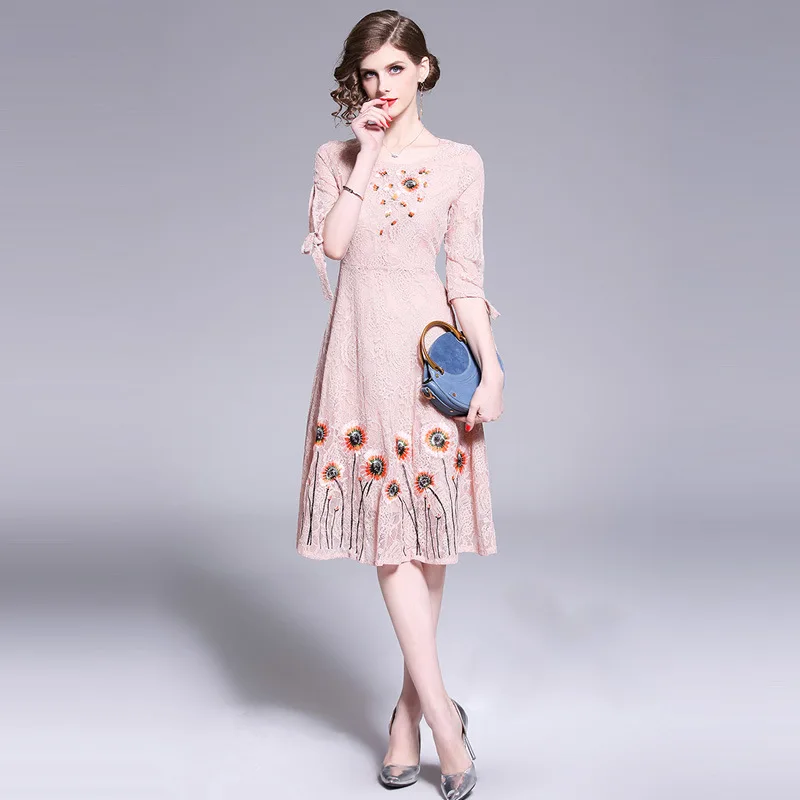 

ARiby Lace Embroidered Black High-end Dress Woman 7 Point -sleeved Dress Sexy Embroidered Waist Long Lace Elegant Dress