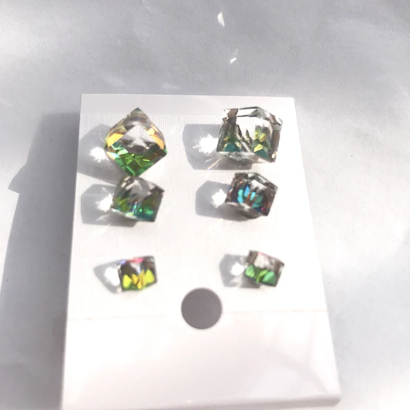 

6 PCs 1 set Charming Attractive Gradual Change Austrian Crystal Cube Stud Earrings female and male earrings simple