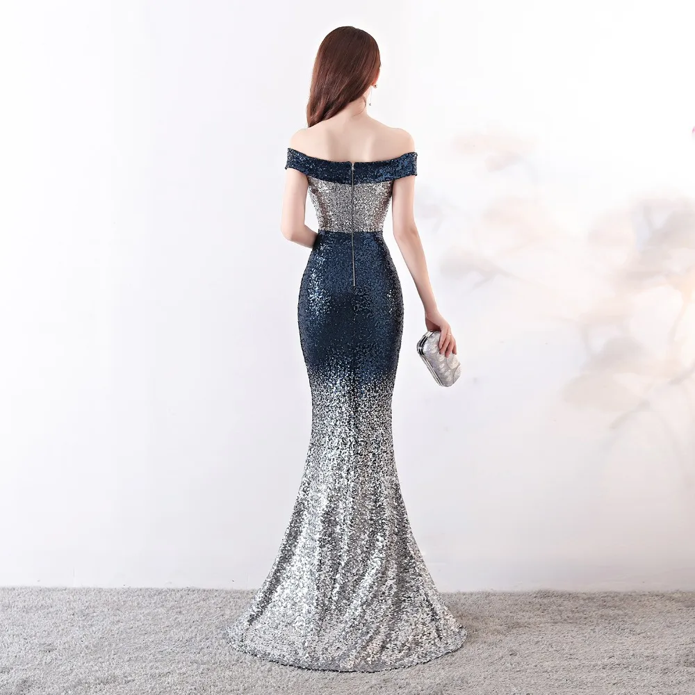 9221608158_941348734