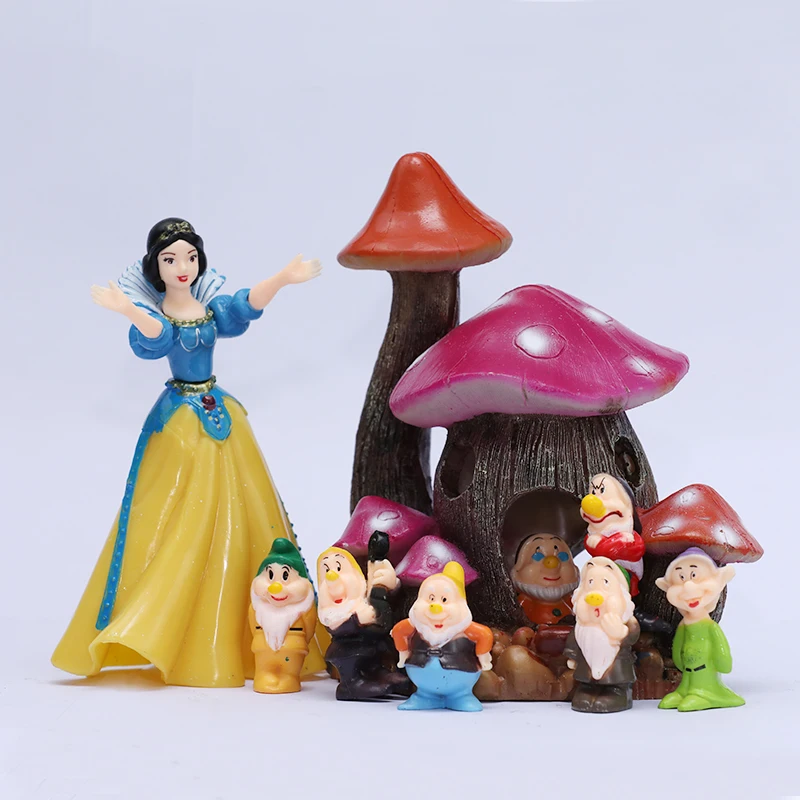 

[Temila] Cute Snow White and 7 Dwarfs Mushroom house Scenes Model Action Figure princess doll collection Toy Room decoration