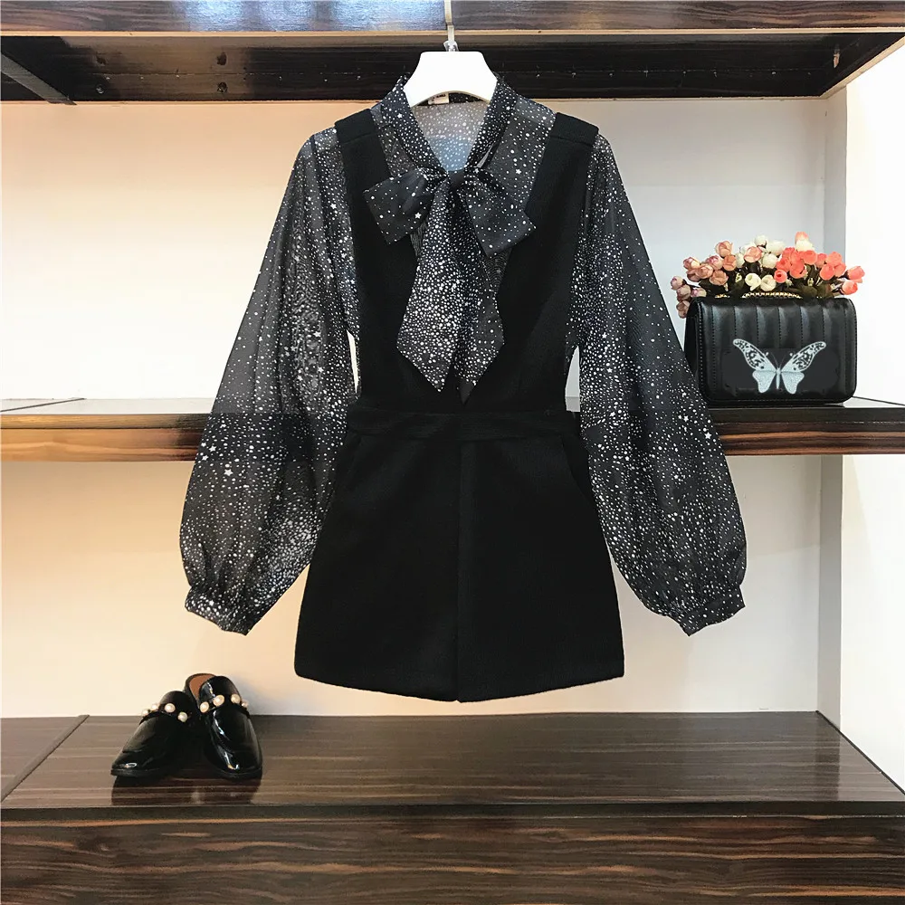 

New 2019 Spring Women Star Print Bow Tie Black Chiffon Shirt Blouse + Strap Suspender Shorts Two Piece Casual Shorts Set A633