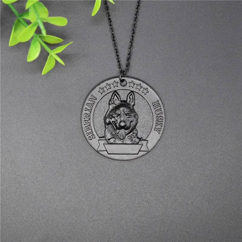 

New Vintage Siberian Husky Medal Necklace Retro Style Metal Siberian Husky Pendant Necklace Women Jewellery Dog Jewellery