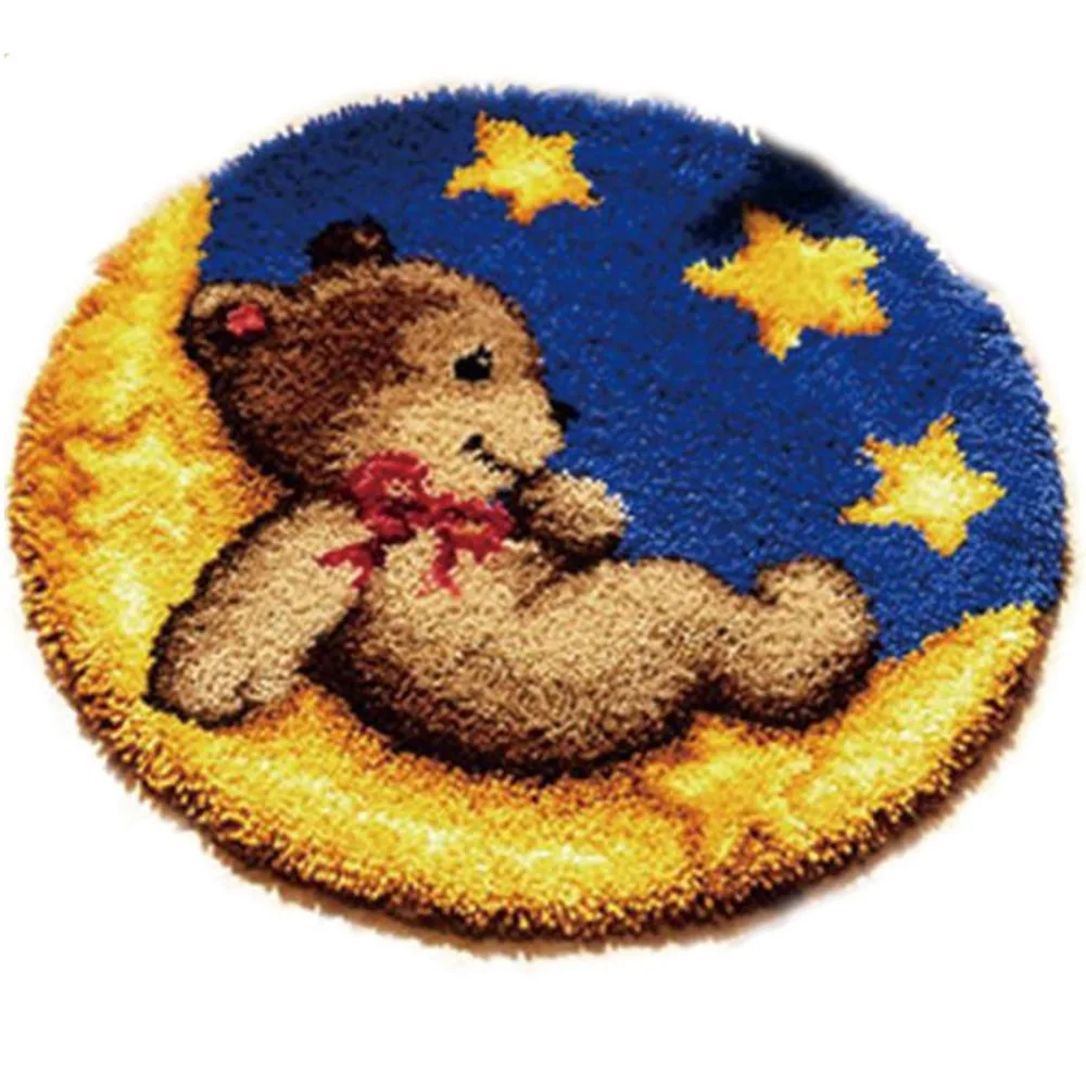 

Latch Hook Kits Rug DIY Pillowcase Crocheting Cushion Seat Carpet Round Handmade Canvas Mat Cartoon for Adults Kids Gift Bear