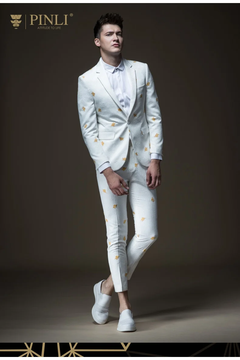 Мужской повседневный белый осенний костюм с вышивкой куртка B183206572 и брюки B183215573 комплект