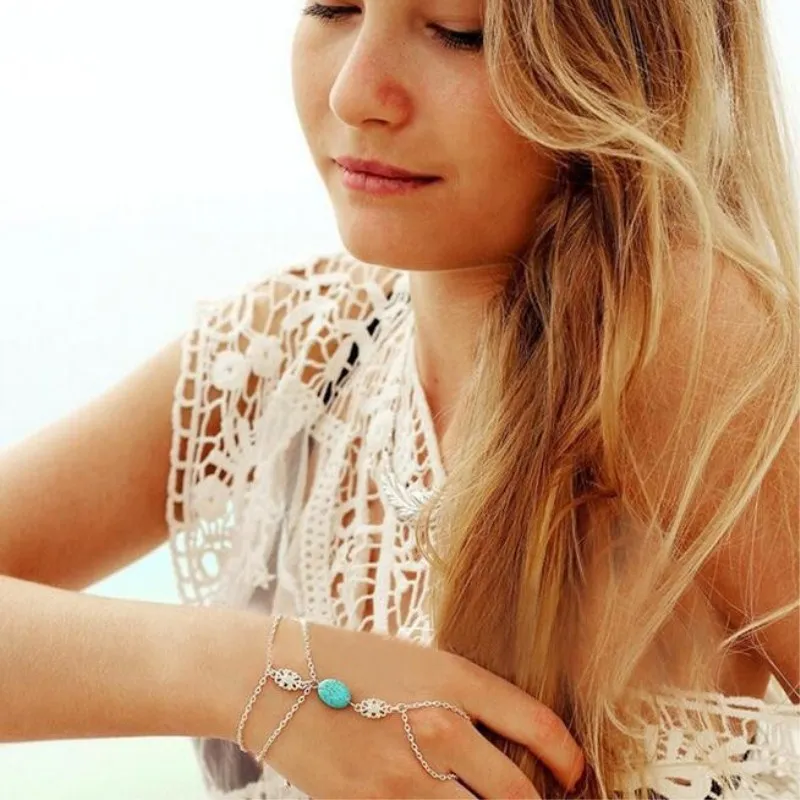 Серебряный полый резной цветок браслеты для женщин дикий темперамент бисера Богемия пляж летний браслет, соединенный с кольцом на пальце ювелирные изделия подарок