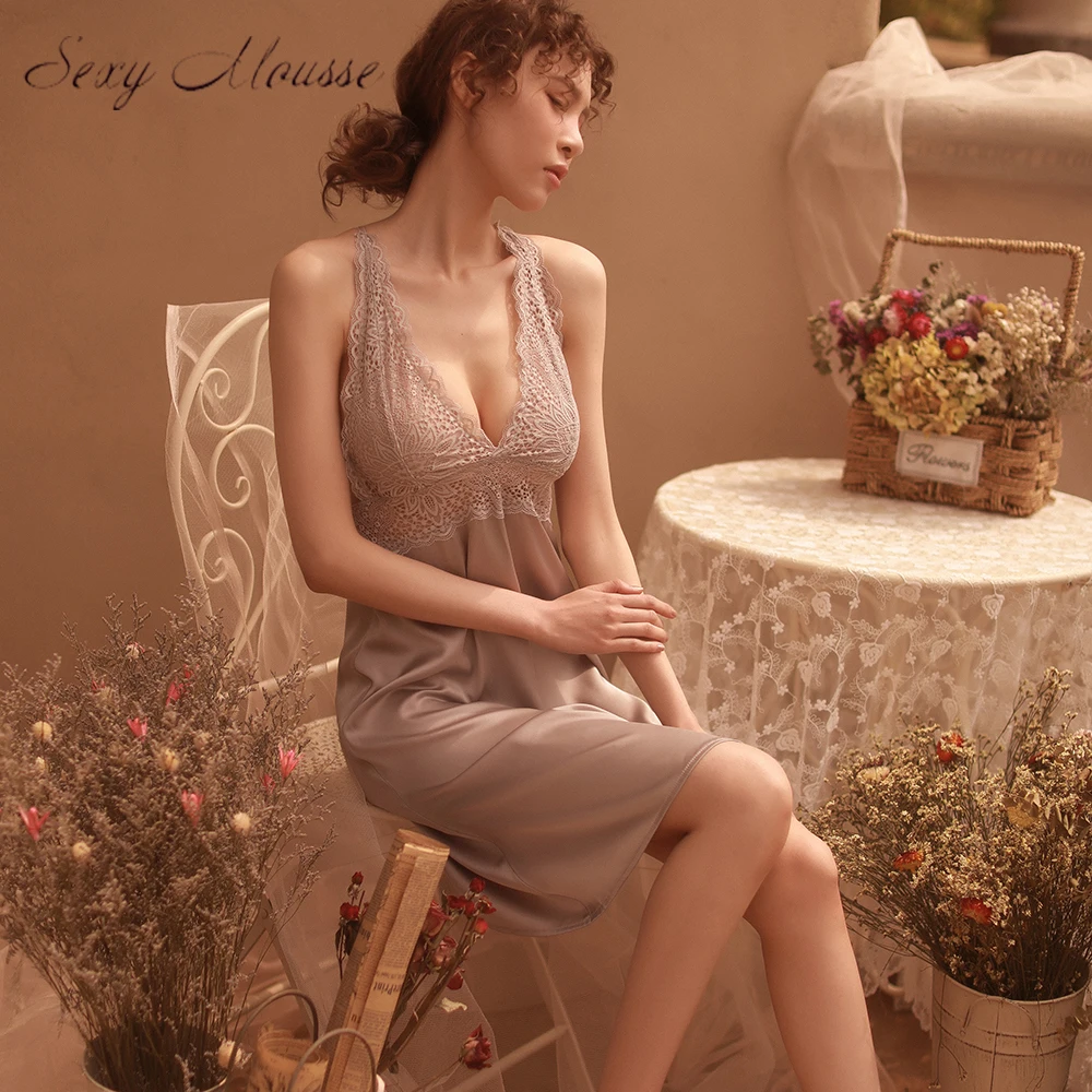 

sexy mousse women sleep wear night gowns and G- string sets sexy lace mesh back stain deep V -neck black red white elegant