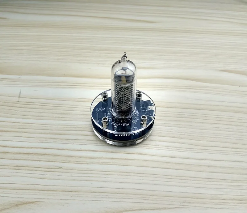В 14 in12 in18 RGB светодиодный свечение цифровые часы Nixie трубка часы комплект DIY электронные настольные часы в стиле ретро без трубки