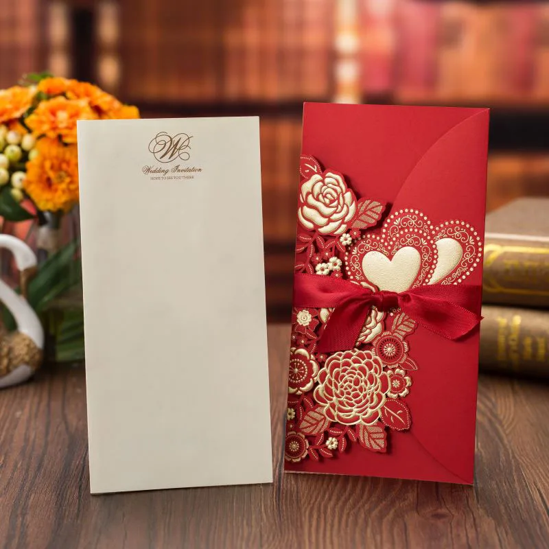 50 шт Красный Лазерная резка, для свадьбы Приглашения карты Роза сердце любовь открытки конверты, изготовленные по индивидуальному заказу с лентой Свадебная вечеринка Декор