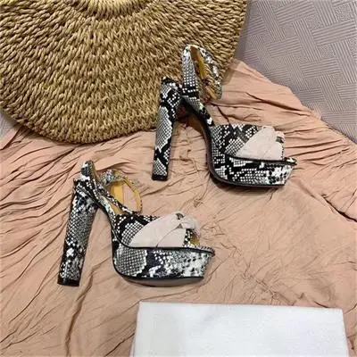 Snakeskin Pattern Shoes Women Sexy Thin Heels Sandals Genuine Leather Waterproof Platform Shoes Fashion Twisted Chain Sandals - Цвет: As Pic