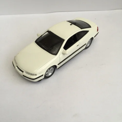 Delprado 1/43 масштабная модель автомобиля игрушки 1995 Opel Calibra литая под давлением металлическая модель автомобиля игрушка для