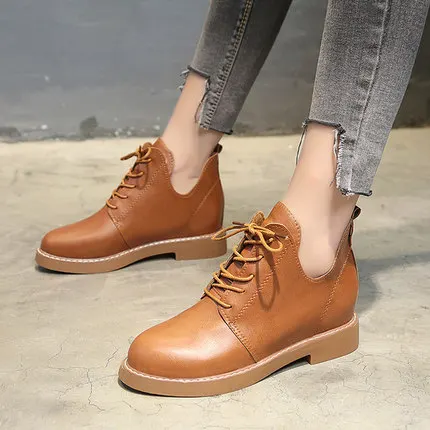 

British wind Martin boots women's boots 2018 autumn new short boots stiletto pointed high heels winter women's shoes
