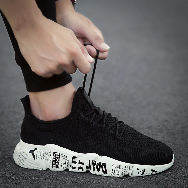 

Men Running Shoes 2019 Summer Air Mesh Breathable Adult Male Shoes Trends Comfortable Ultra Light Outdoor Sports Shoes