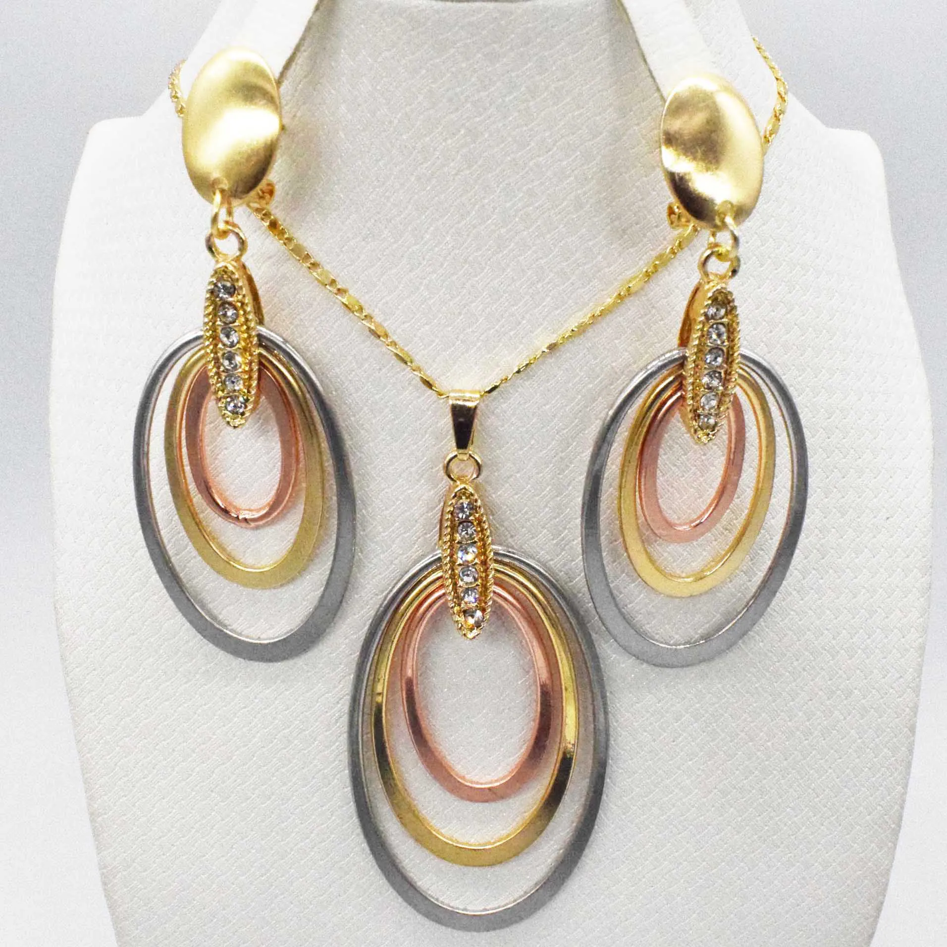

HOT Fashion wedding Dubai Africa Nigeria African Jewelry set gold-color necklace Earrings romantic woman Bridal Jewelry Sets