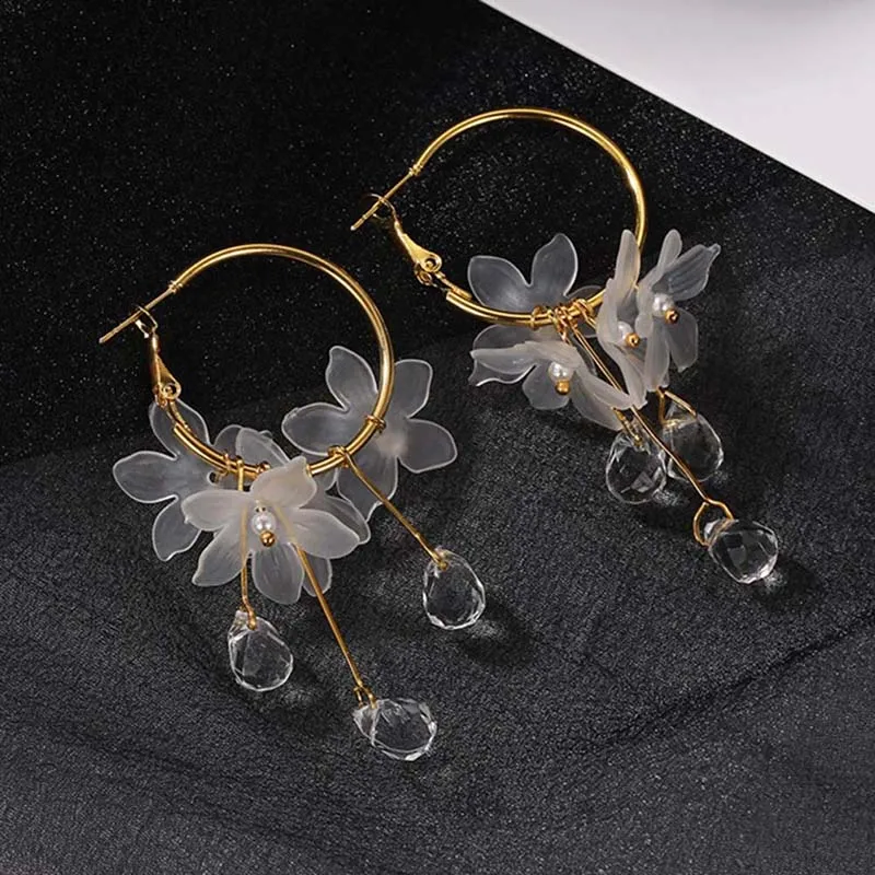 

Trendy Acrylic Water Drop Women Dangle Earrings Crystal Flower Long Pendant Earrings For Women Drops Earrings