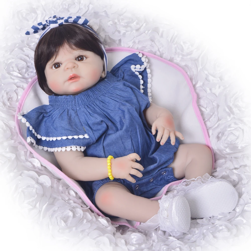 Новый стиль 23 ''реалистичные куклы Reborn Girl Doll Полный Силиконовые Винил очаровательны девушка детские игрушки одежда ковбойский комбинезон