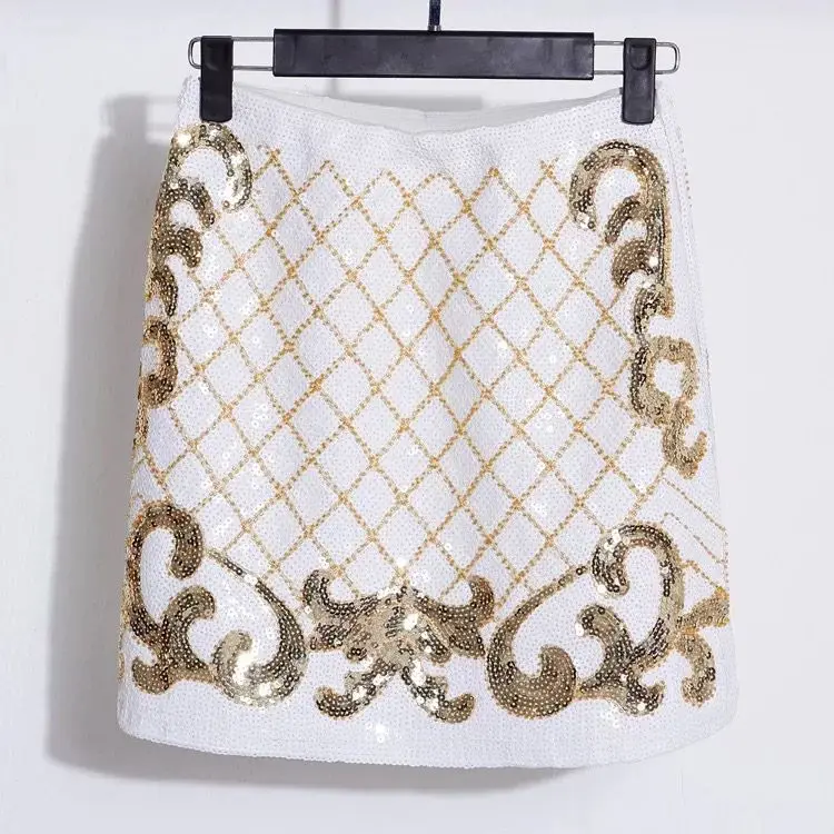 

2018 summer new women's wear rhombohedral nails sequins skirts