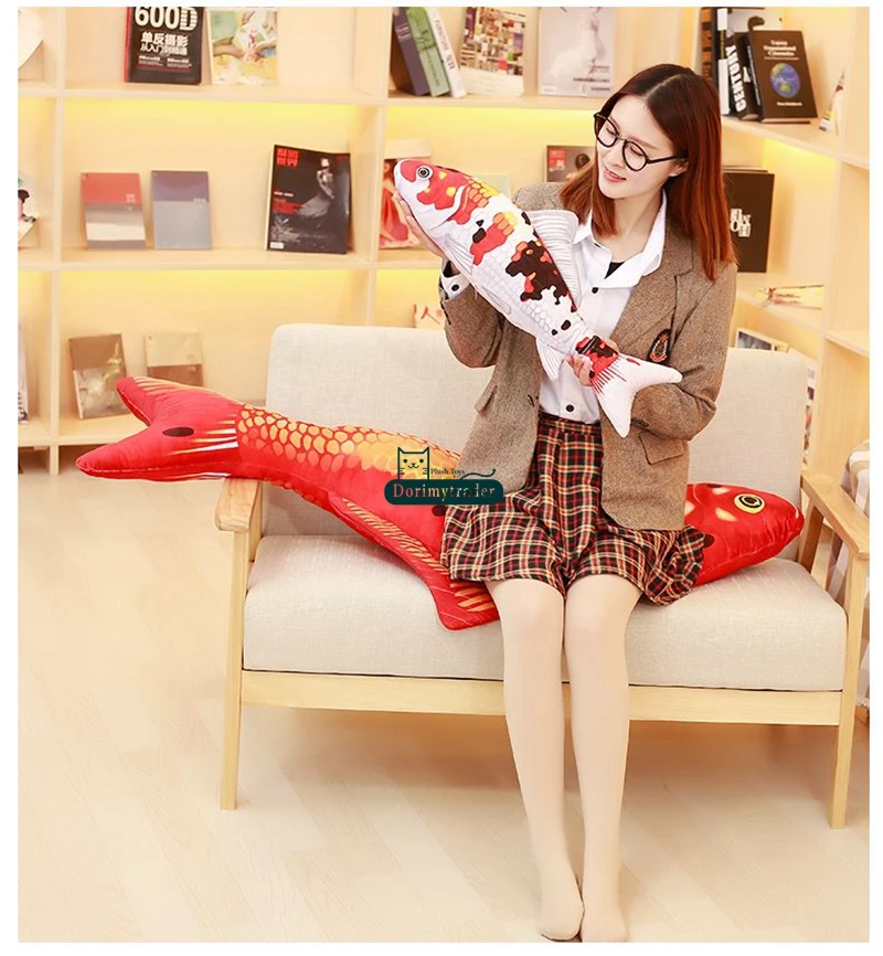 Dorimytrader 135cm Large Simulated Animal Koi Fish Plush Toy Stuffed Soft Fishes Animals Pillow  Doll 53inches Gift Home Decoration DY61692 (23)
