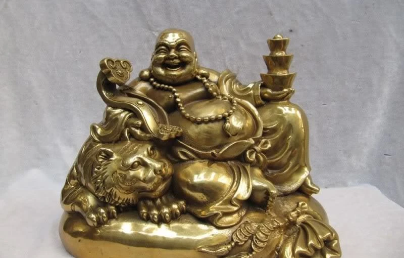 Китайский Превосходный латунный Yuan Bao Ru Yi Maitreya смех Будда сидеть на Тигре мешок