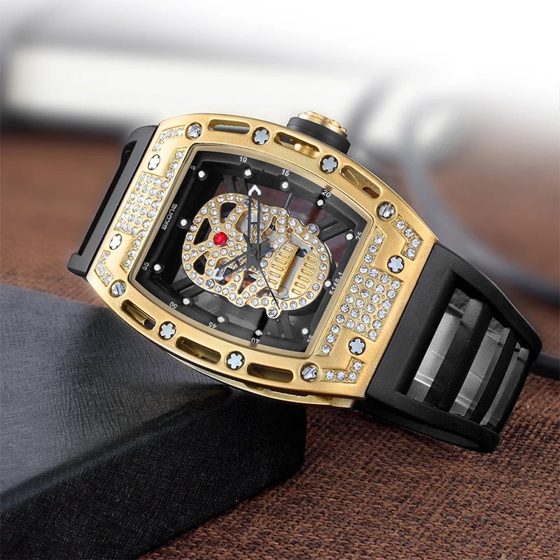Richard Pirate Skull Style Men Watch 