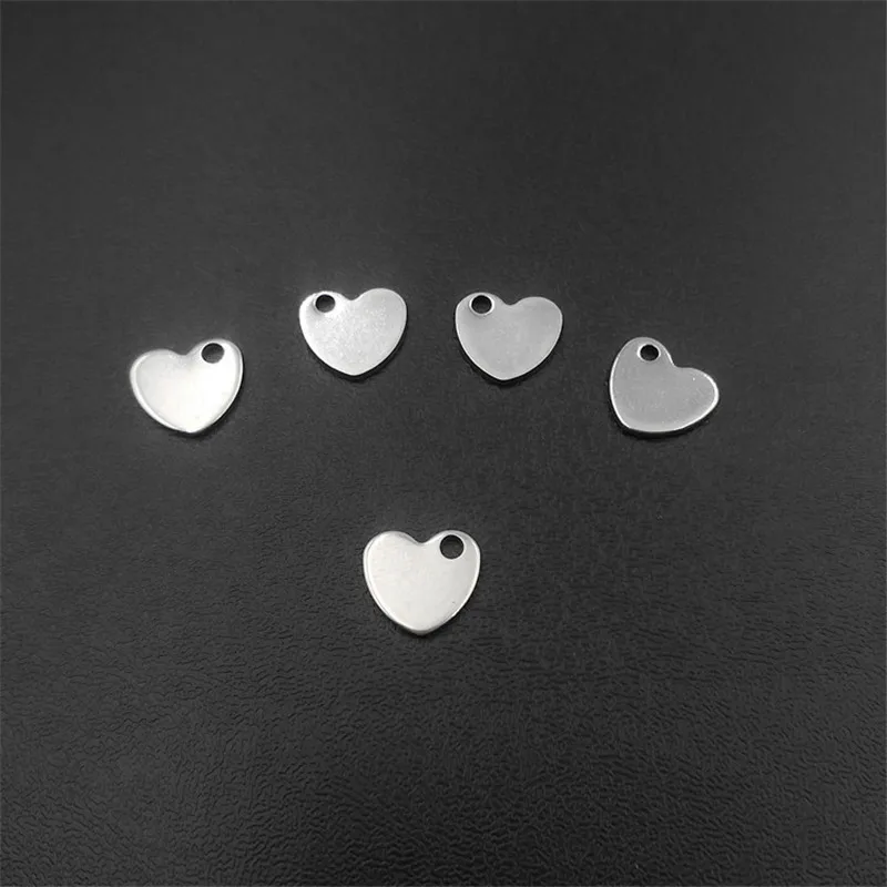 100pcs 10*9*1mm Stainless Steel Pendant Heart-shaped Pendant LOGO Tag DIY Tail Pendant Jewelry Findings