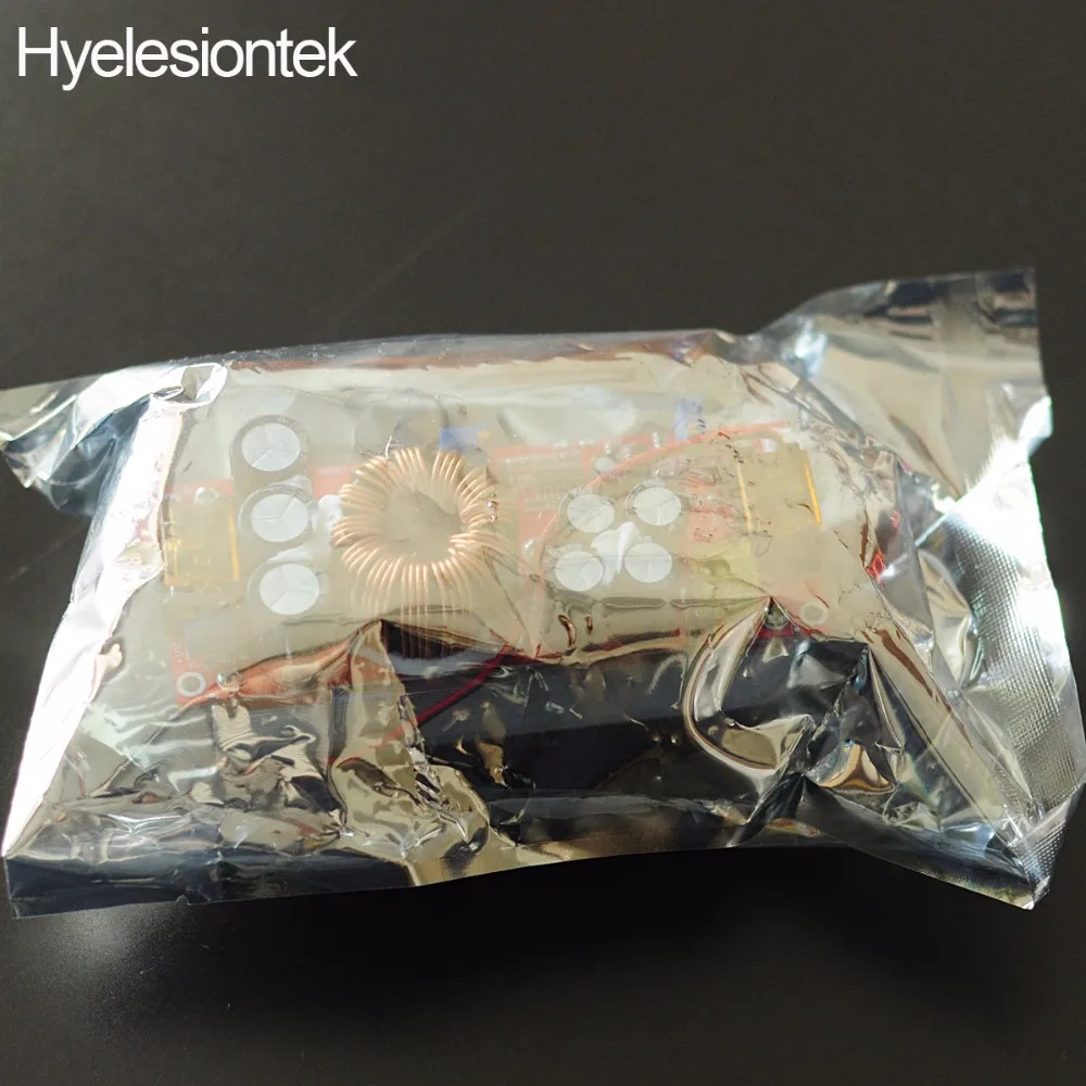 1500W 30A CC CV Boost Converter DC-DC Step Up Power Supply Adjustable Module DC 10V-60V to 12V-90V