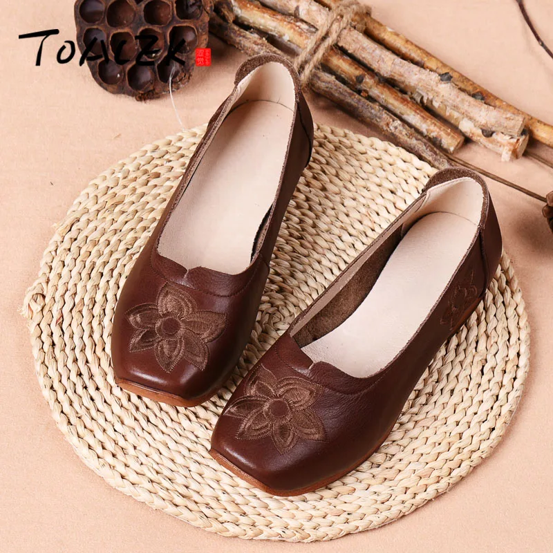 

Vintage national style embroidery leather low-heeled women's single shoes, square head soft soles