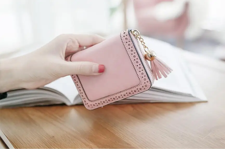 Angelatracy New Arrival Distress Solid PU Leather Card Hollow Out Women Coin Tassel ID Set Credit Card Holder CardHolder