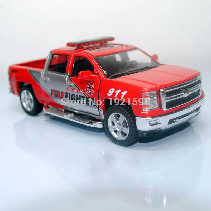 KT 1/46 масштаб автомобиля игрушки полиции Ver. 2014 Chevrolet Silverado литая под давлением металлическая модель автомобиля для подарка/детей/коллекции