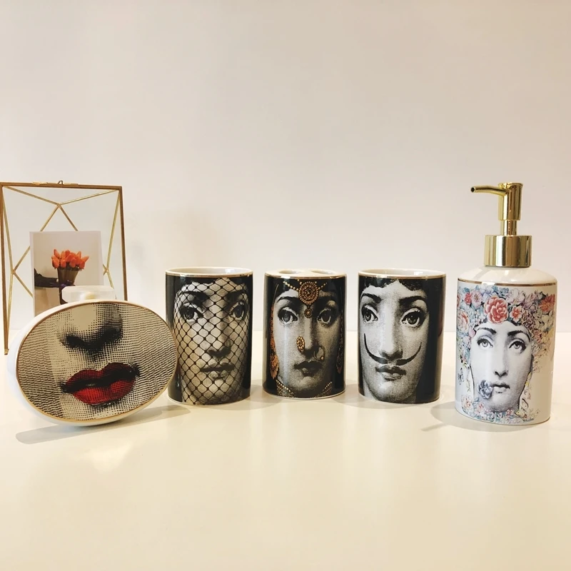 Милан Стиль Fornasetti Зубная щётка стаканы мыльница Ванна бутылка шампуня Благородный Золотой Край Ванная комната поставки бар отеля Применение