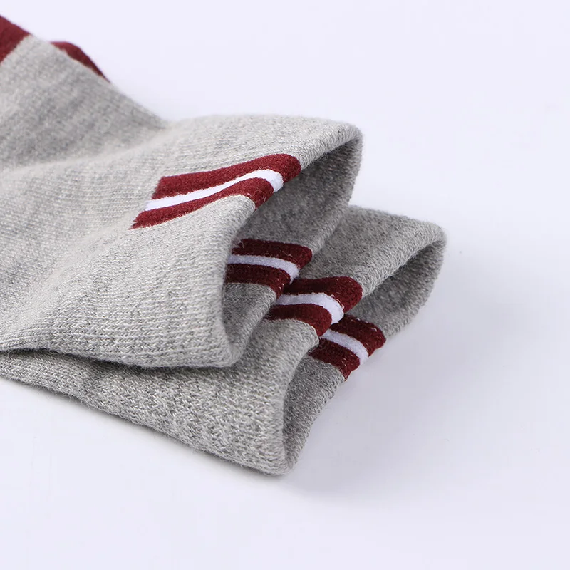 CARANFIER-Men-Cotton-Socks-Autumn-Winter-Long-Sock-Sweat-absorbent-Sock-Anti-Friction-Socks-Man-Mountaineering (1)