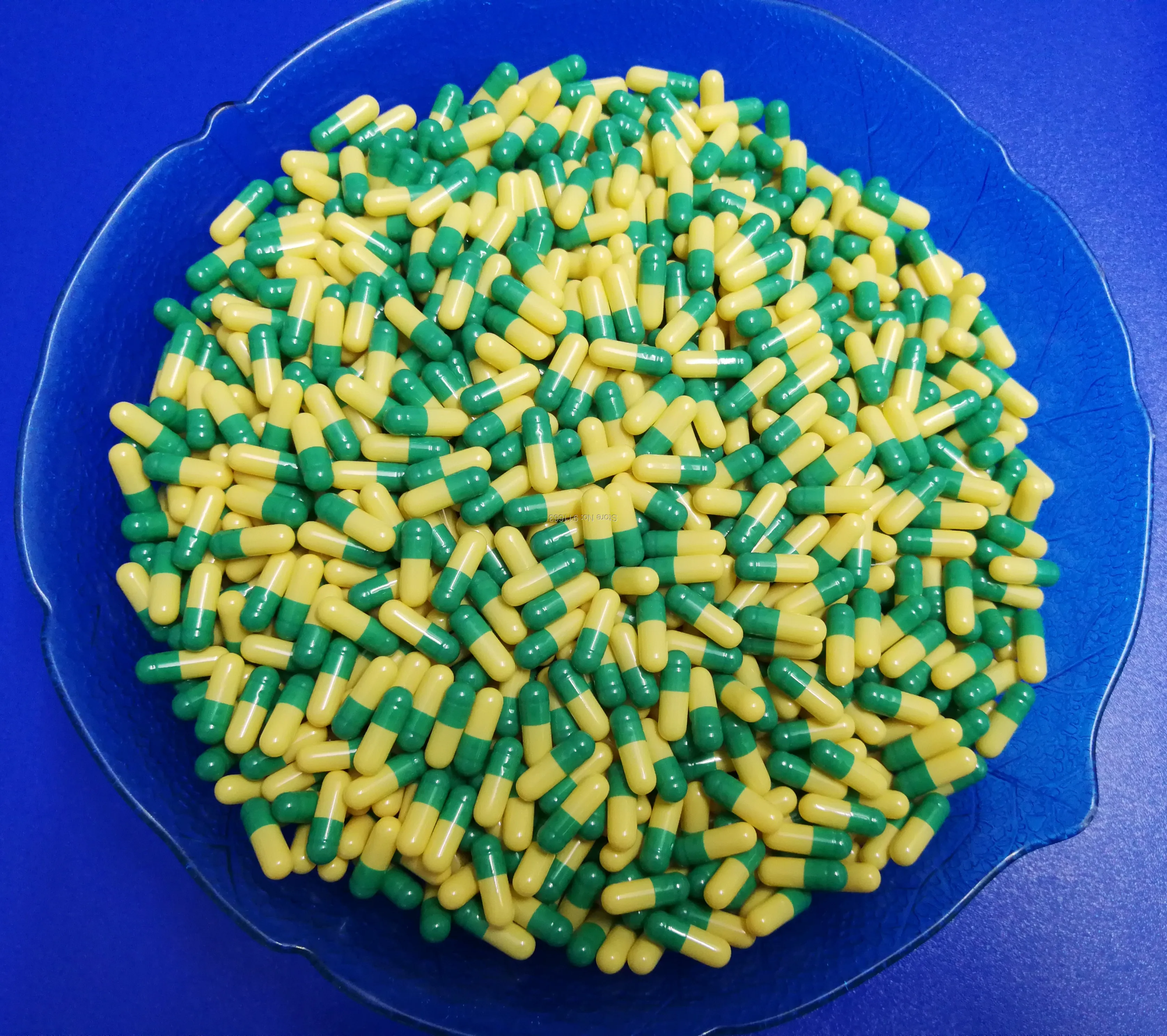 

100pcs 4# , Green-Light yellow colored capsules/gelatin empty capsules size 4, closed or seperated capsules available!