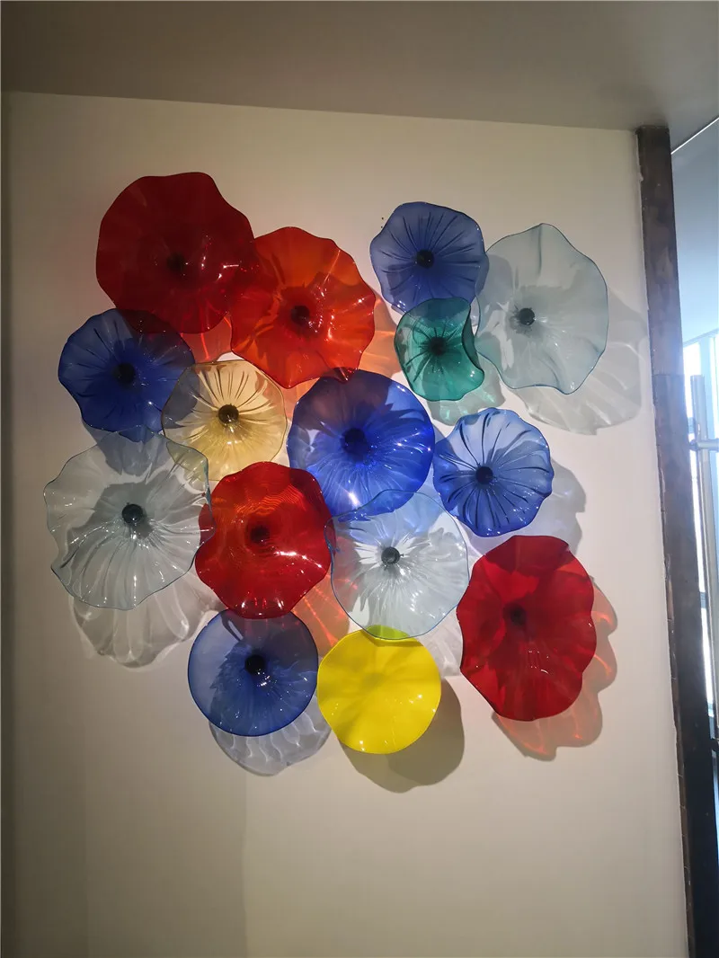 

Modern Murano Red Blue Flower Wall Art Plates Elegant Colorful Plates for Home Decoration