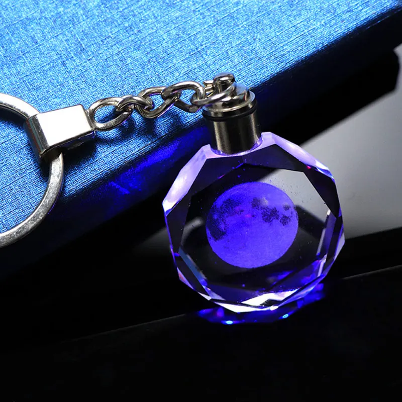 

Miniature Moon Crystal Key Chain Laser Engraved Glass Moon Key Ring Pendant Colorful LED Light Keychain Hanging Decoration Gift